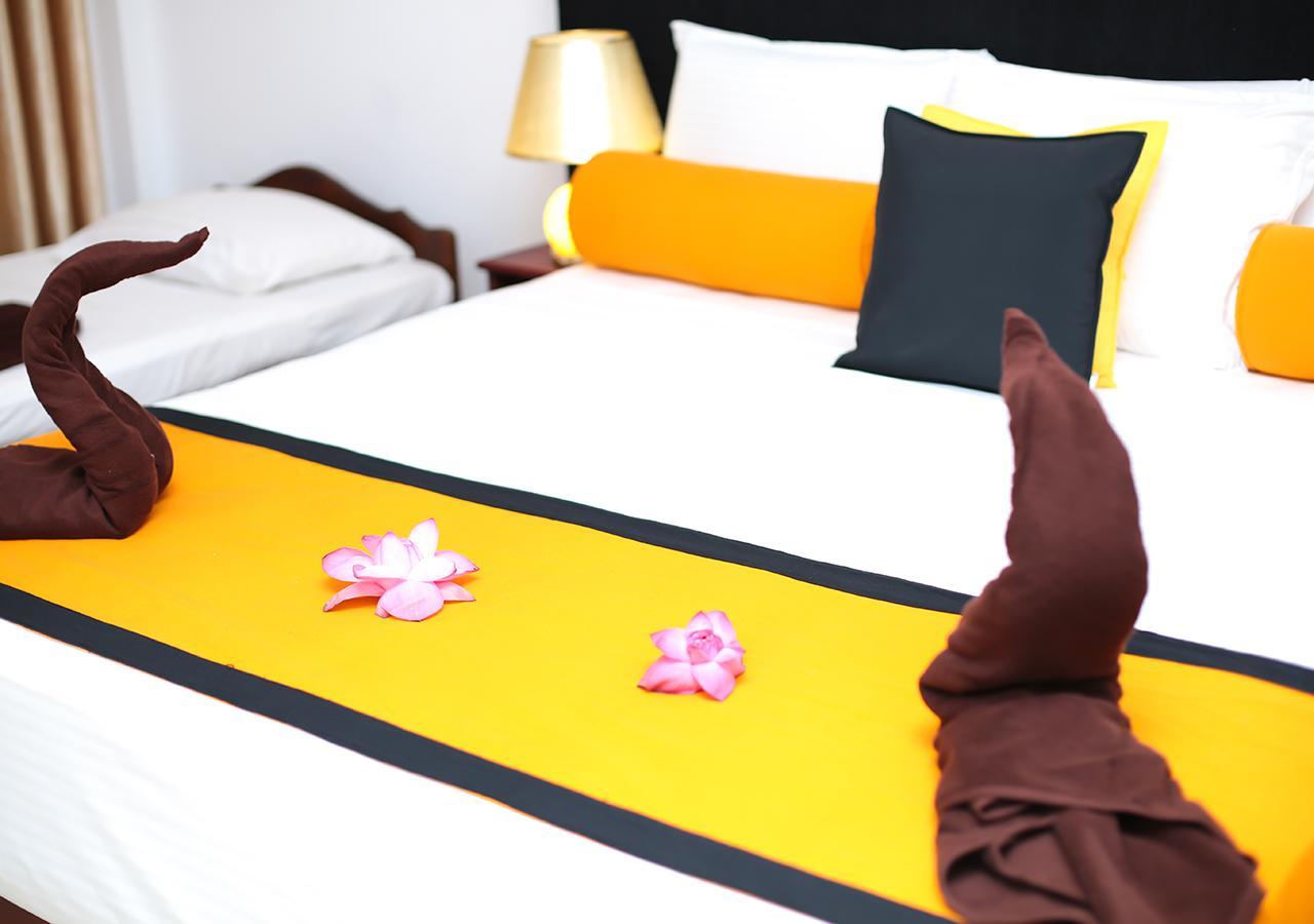 Celestial Inn Mirissa Dış mekan fotoğraf