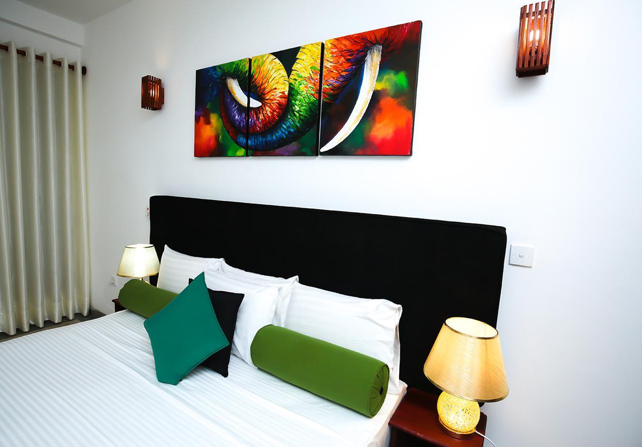 Celestial Inn Mirissa Dış mekan fotoğraf