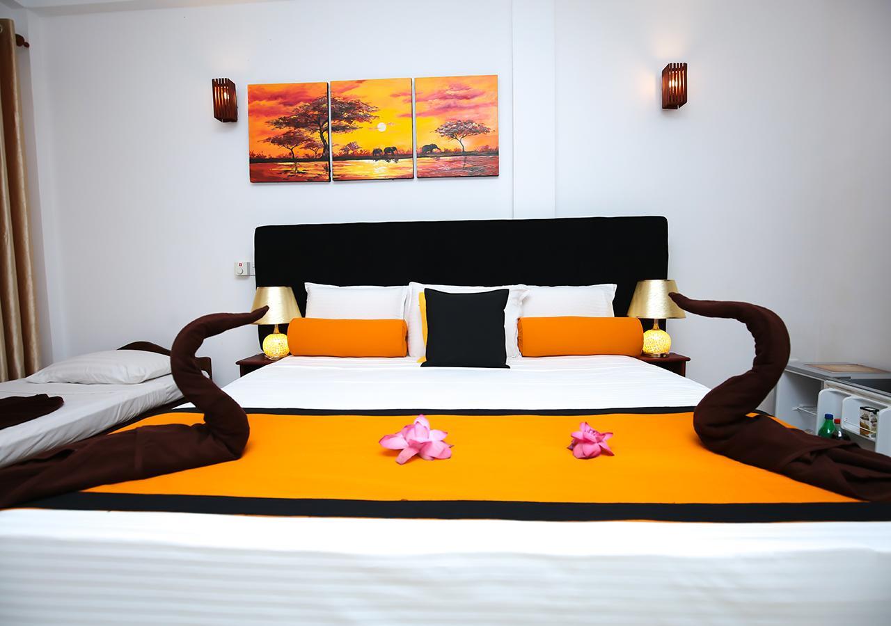 Celestial Inn Mirissa Dış mekan fotoğraf