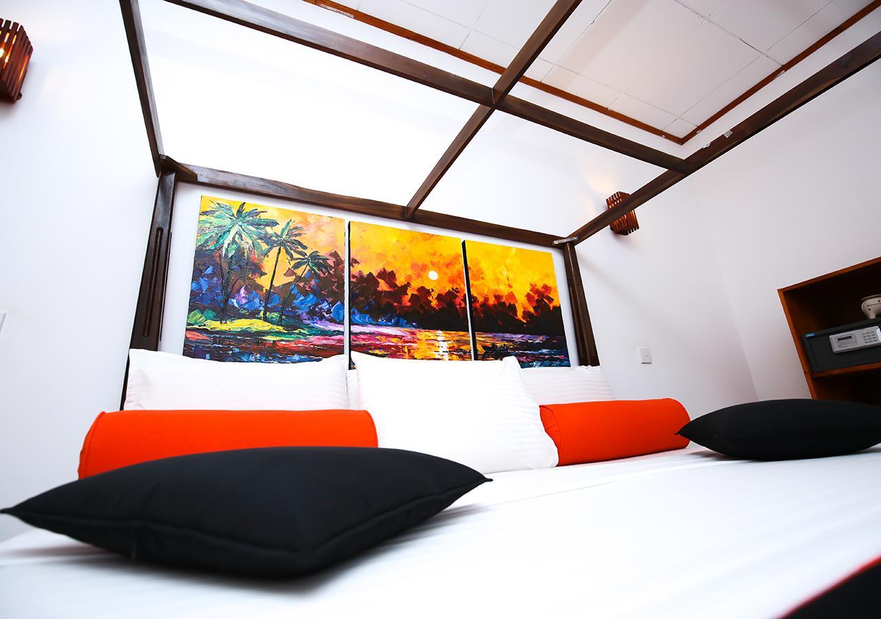 Celestial Inn Mirissa Dış mekan fotoğraf